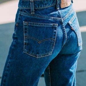 VTG Levi’s 501 100% Rigid Cotton 33 30 Y2K 2000s Booty Jeans Straight Mom Dad 90